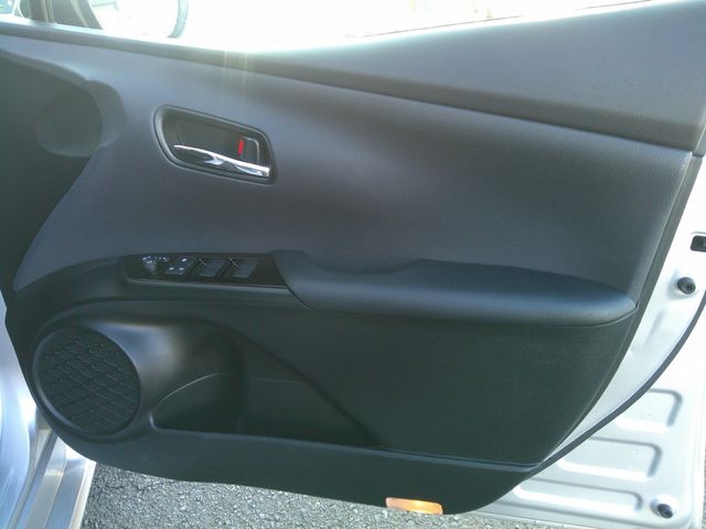 TOYOTA PRIUS 4WD 2021