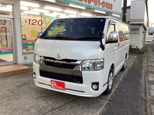 TOYOTA HIACE van 4WD 2021