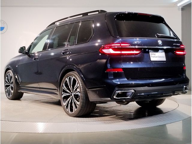BMW BMW X7 2023