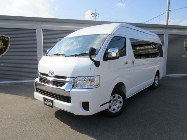 TOYOTA HIACE wagon 4WD 2025