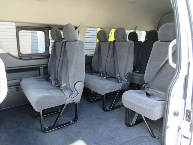 TOYOTA HIACE wagon 4WD 2025