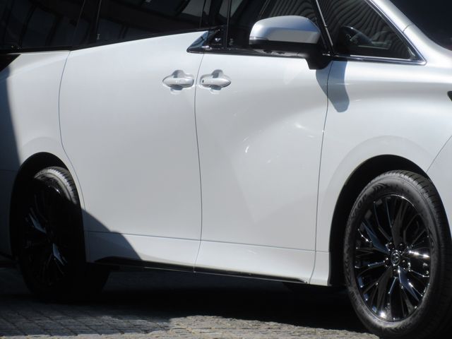 TOYOTA VELLFIRE  HYBRID 2025