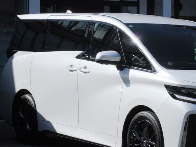 TOYOTA VELLFIRE  HYBRID 2025
