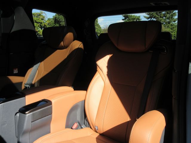 TOYOTA VELLFIRE  HYBRID 2025