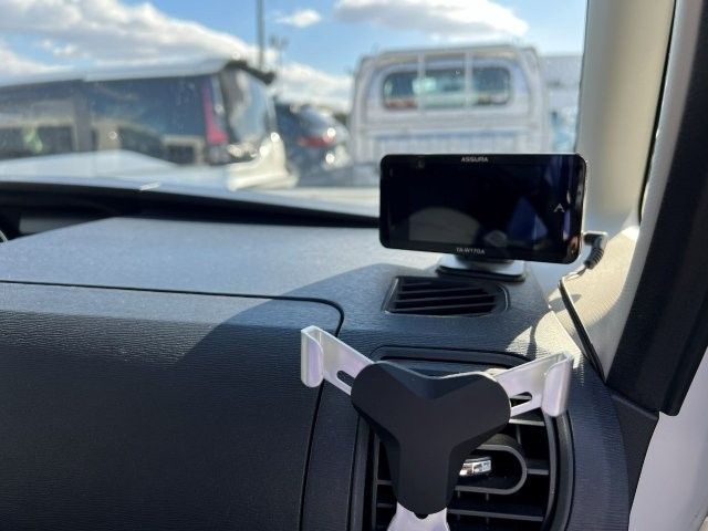 DAIHATSU TANTO CUSTOM 4WD 2015