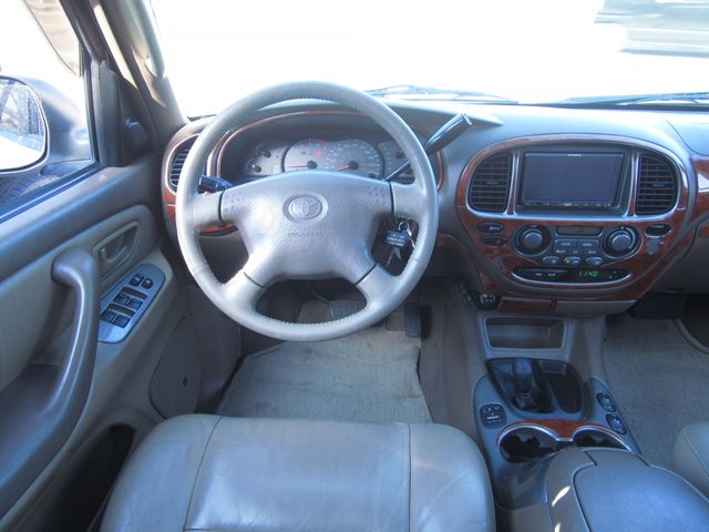 TOYOTA SEQUOIA 4WD 2006