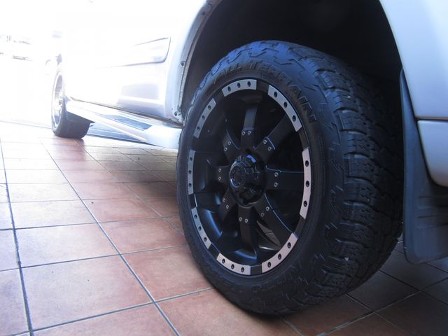 TOYOTA SEQUOIA 4WD 2006
