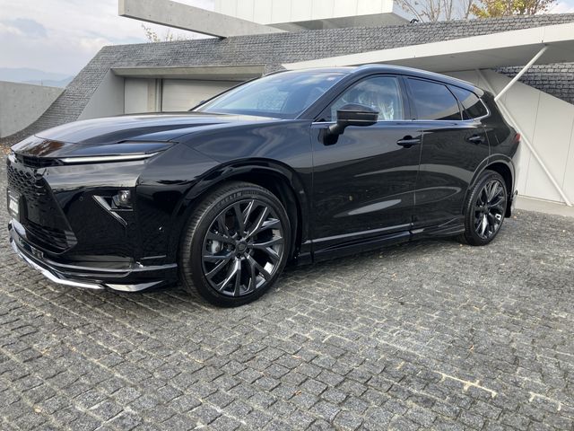 TOYOTA CROWN ESTATE 4WD 2025