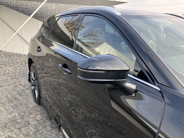 TOYOTA CROWN ESTATE 4WD 2025