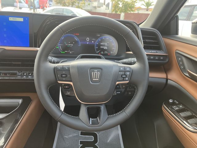 TOYOTA CROWN ESTATE 4WD 2025