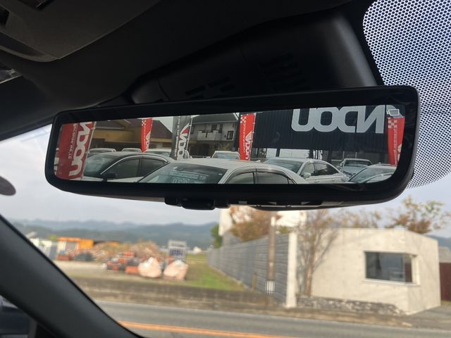 TOYOTA CROWN ESTATE 4WD 2025