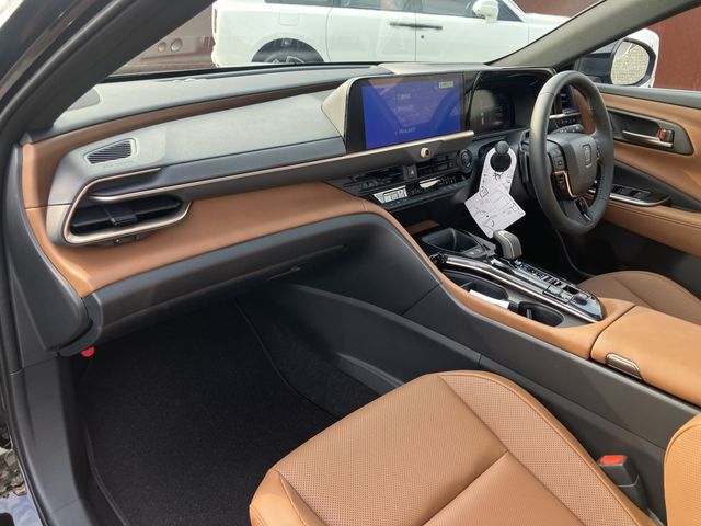 TOYOTA CROWN ESTATE 4WD 2025