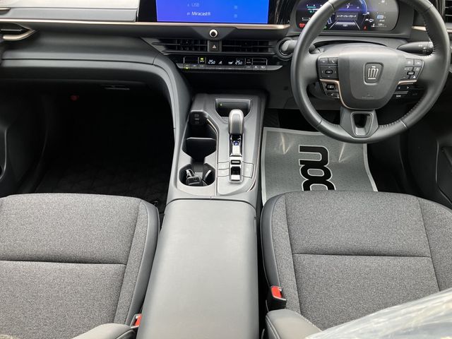 TOYOTA CROWN CROSSOVER 2023