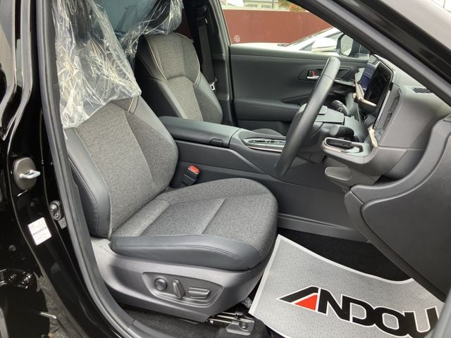 TOYOTA CROWN CROSSOVER 2023