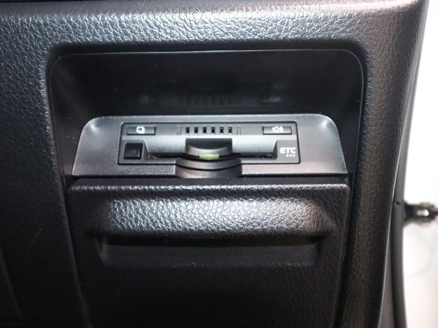 TOYOTA NOAH HYBRID 2020