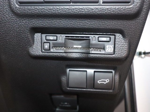 TOYOTA COROLLA CROSS HYBRID 2025