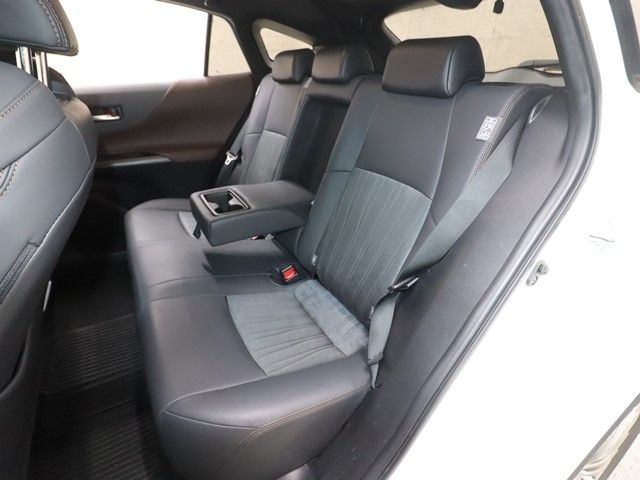 TOYOTA HARRIER 2WD 2022