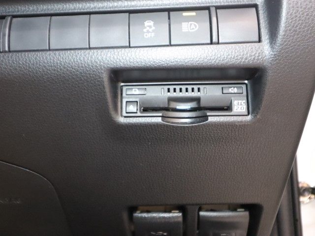 TOYOTA HARRIER 2WD 2022