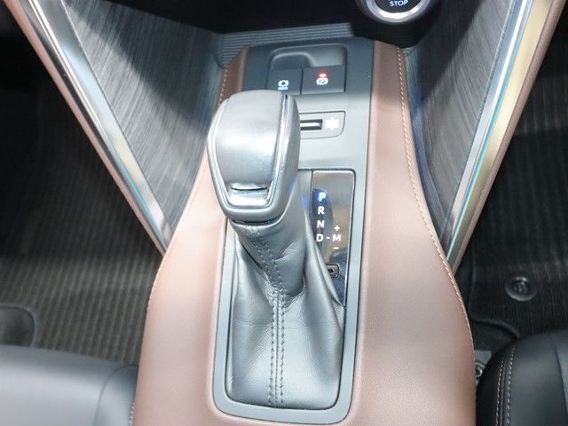 TOYOTA HARRIER 2WD 2022