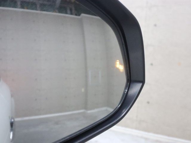 TOYOTA HARRIER 2WD 2022