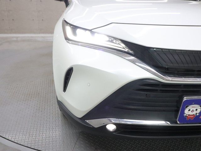 TOYOTA HARRIER 2WD 2022