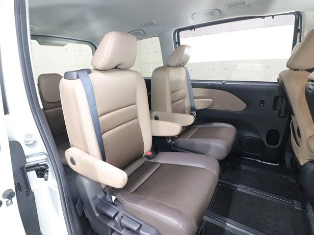 NISSAN SERENA  WG 2018