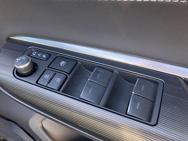 TOYOTA HARRIER 2WD 2021