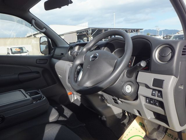 NISSAN NV350 CARAVAN 4WD 2020