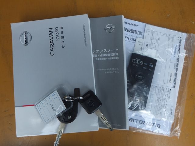 NISSAN NV350 CARAVAN 4WD 2020