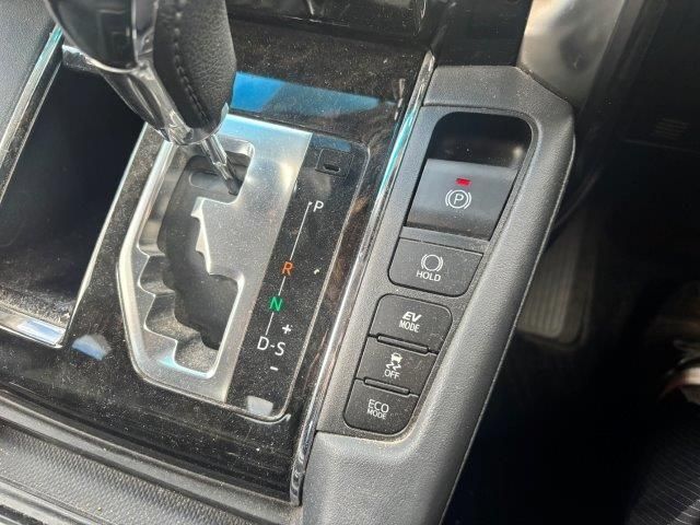 TOYOTA VELLFIRE  HYBRID 4WD 2015