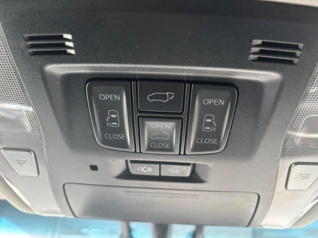 TOYOTA VELLFIRE  HYBRID 4WD 2015