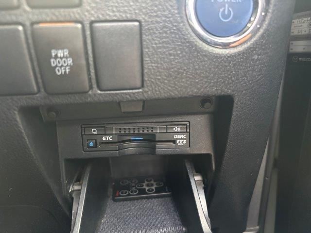 TOYOTA VELLFIRE  HYBRID 4WD 2015