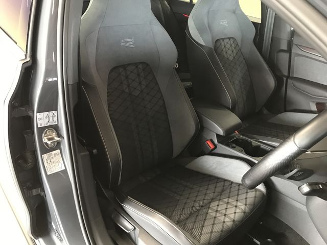 VOLKSWAGEN VOLKSWAGEN GOLF VARIANT 2021