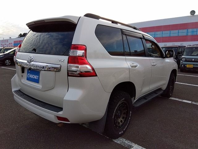 TOYOTA LANDCRUISER PRADO 2015