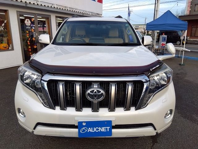 TOYOTA LANDCRUISER PRADO 2015