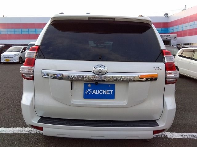 TOYOTA LANDCRUISER PRADO 2015