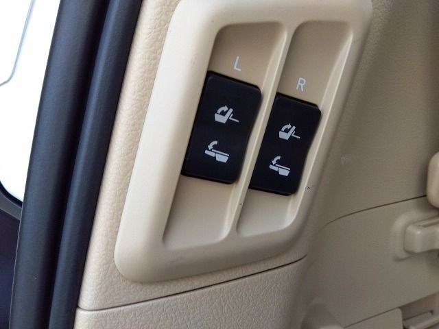 TOYOTA LANDCRUISER PRADO 2015