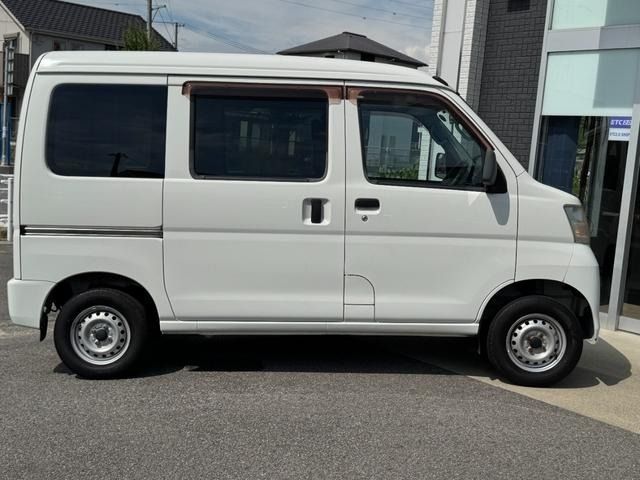 DAIHATSU HIJET CARGO 2015