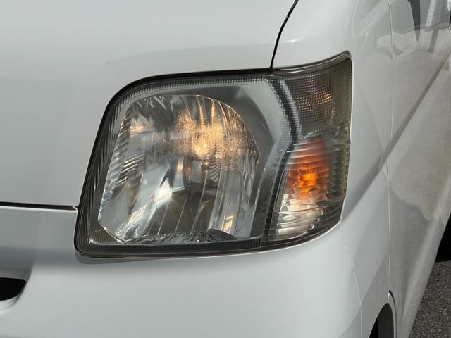 DAIHATSU HIJET CARGO 2015