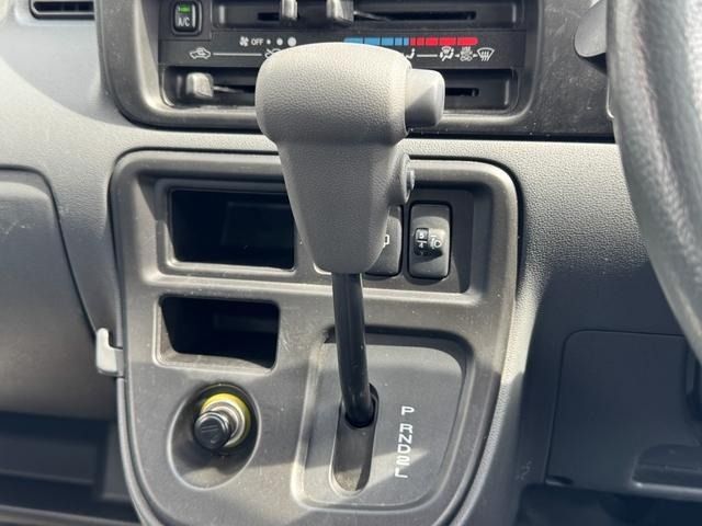 DAIHATSU HIJET CARGO 2015