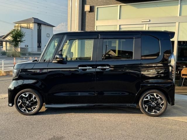 HONDA N BOX CUSTOM 2019