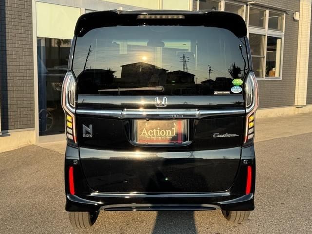 HONDA N BOX CUSTOM 2019