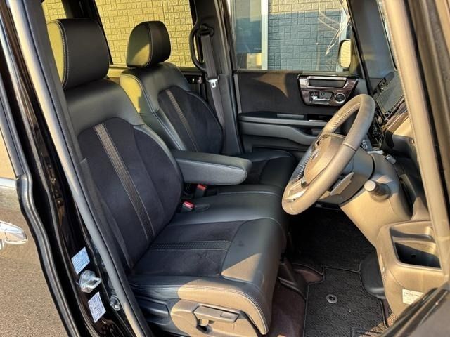 HONDA N BOX CUSTOM 2019