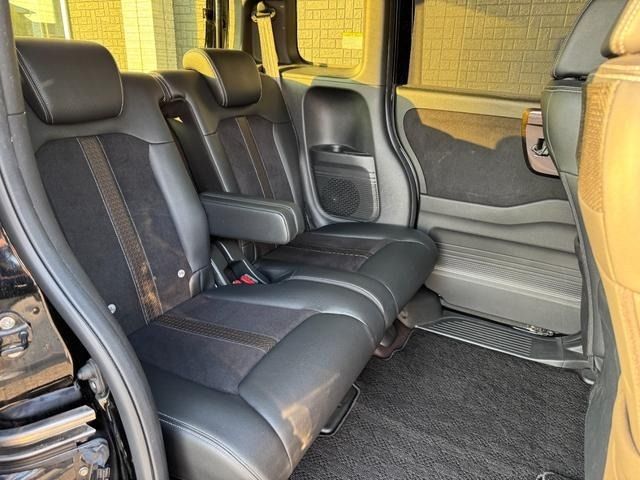 HONDA N BOX CUSTOM 2019