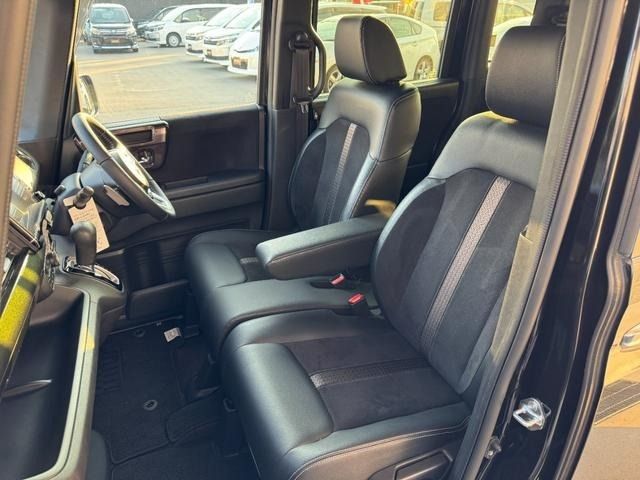 HONDA N BOX CUSTOM 2019