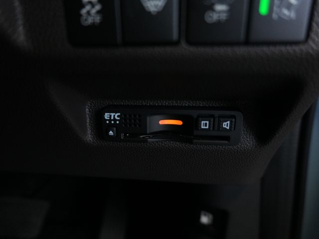 HONDA FREED HYBRID 2022