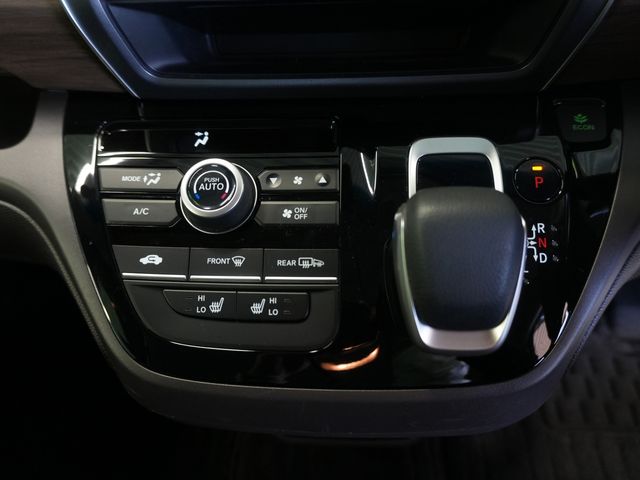 HONDA FREED HYBRID 2022