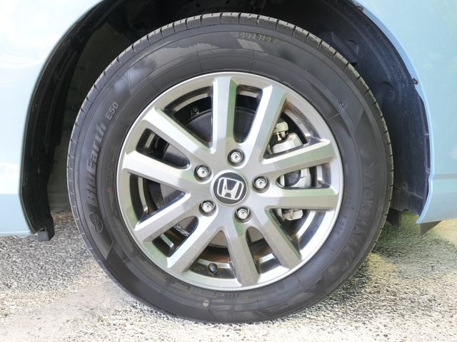 HONDA FREED HYBRID 2022