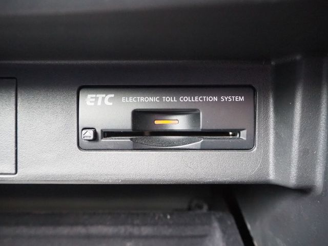 NISSAN FUGA HYBRID 2016