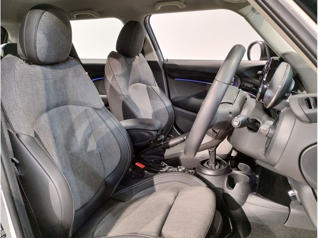 BMW MINI COOPER 5DOOR 2023